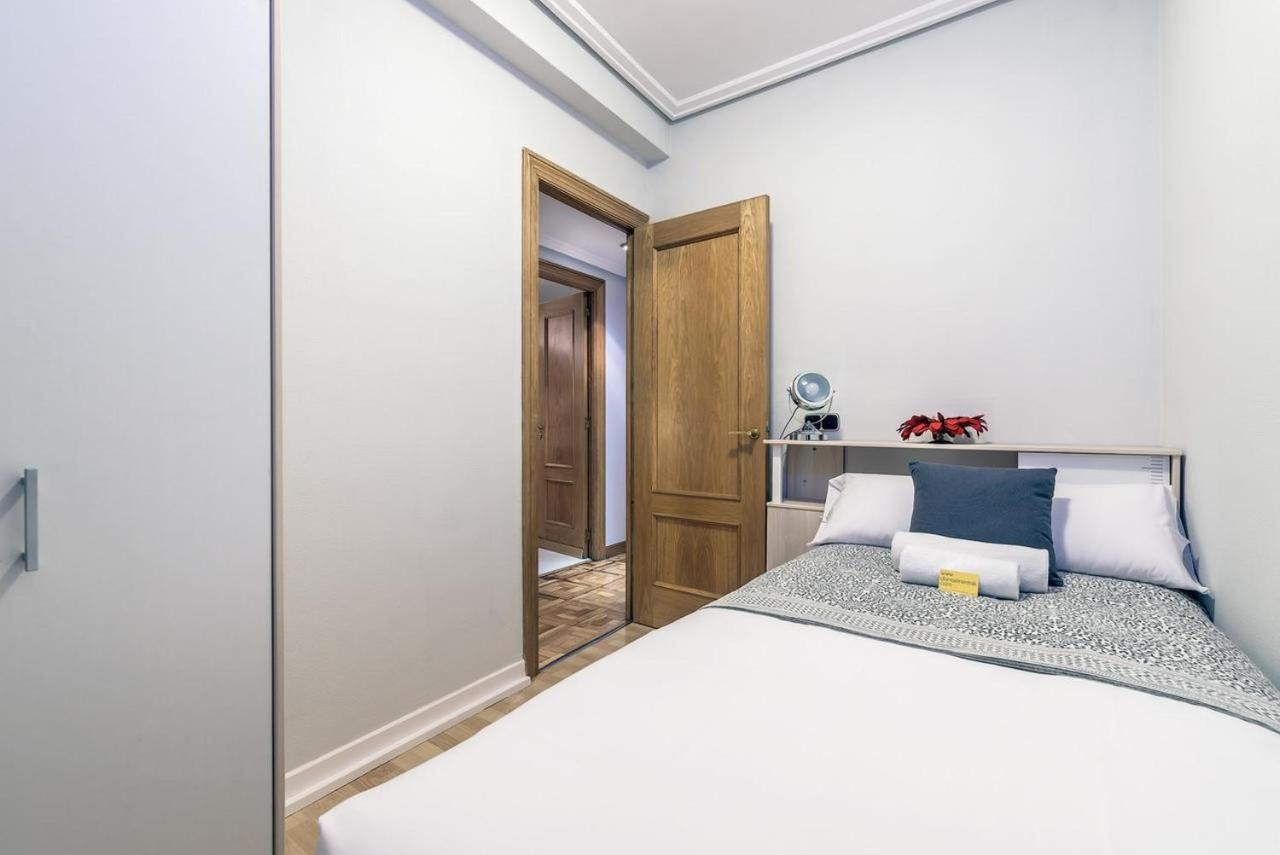 Zurriola Surf Apartment San Sebastian Luaran gambar
